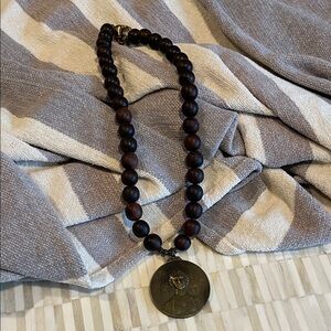 Wooden Bead Necklace with Medallion(bw)